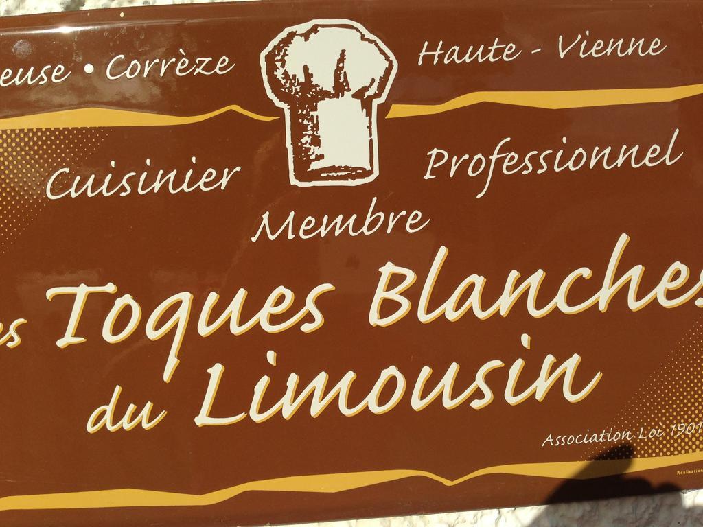 Hotel Roche De Vic Albussac Zewnętrze zdjęcie