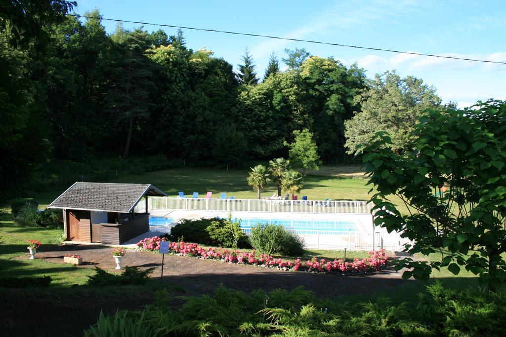 Hotel Roche De Vic Albussac Zewnętrze zdjęcie