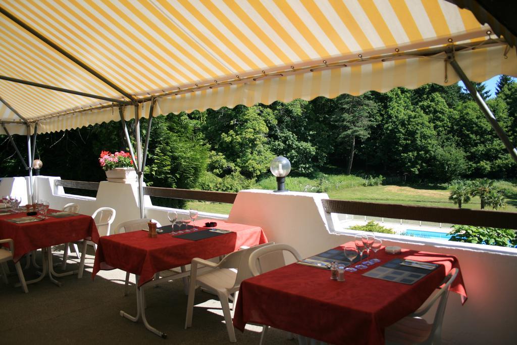 Hotel Roche De Vic Albussac Zewnętrze zdjęcie