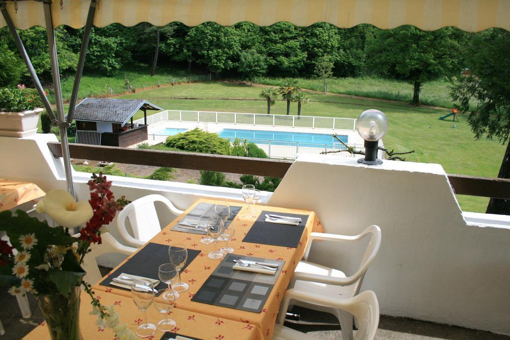 Hotel Roche De Vic Albussac Zewnętrze zdjęcie
